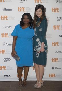 Mary Elizabeth Winstead feet photo thumbnail