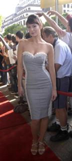 Mary Elizabeth Winstead feet photo thumbnail