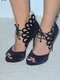 Mary Elizabeth Winstead feet photo thumbnail