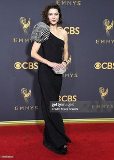 Mary Elizabeth Winstead feet photo thumbnail