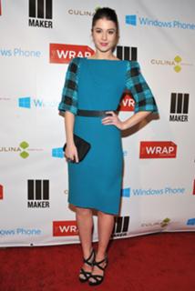Mary Elizabeth Winstead feet photo thumbnail