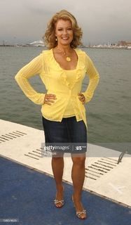 Mary Hart feet photo 14