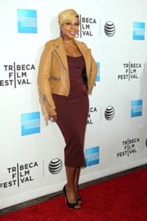 Mary J. Blige feet photo thumbnail