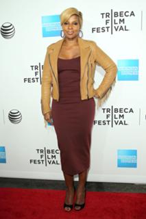 Mary J. Blige feet photo thumbnail