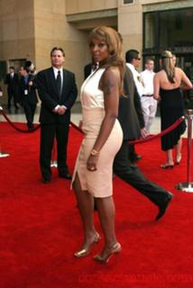 Mary J. Blige feet photo thumbnail