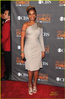 Mary J. Blige feet photo thumbnail