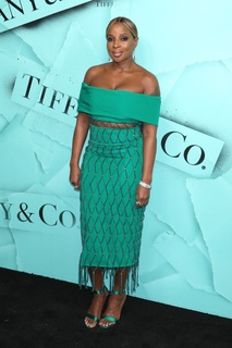 Mary J. Blige feet photo thumbnail