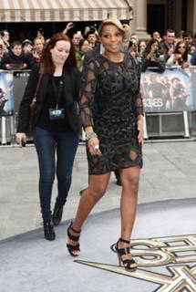 Mary J. Blige feet photo thumbnail