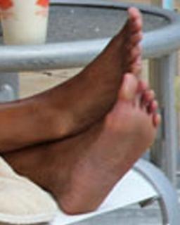 Mary J. Blige feet photo thumbnail