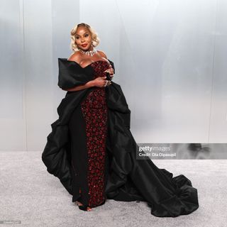 Mary J. Blige feet photo 4