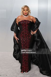 Mary J. Blige feet photo 2