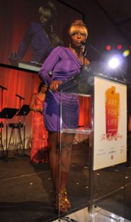 Mary J. Blige feet photo thumbnail