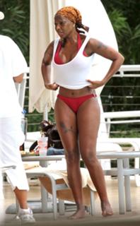 Mary J. Blige feet photo thumbnail