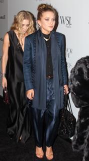 Mary-Kate Olsen feet photo thumbnail