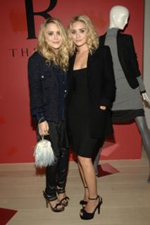 Mary-Kate Olsen feet photo thumbnail