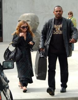 Mary-Kate Olsen feet photo thumbnail