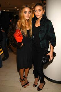 Mary-Kate Olsen feet photo thumbnail