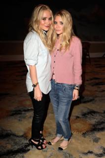Mary-Kate Olsen feet photo thumbnail