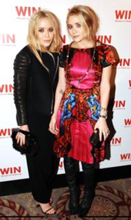 Mary-Kate Olsen feet photo thumbnail