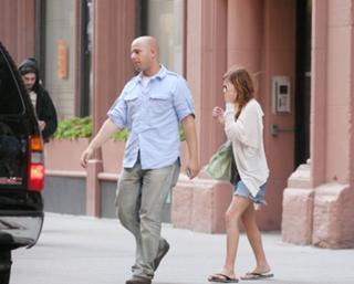 Mary-Kate Olsen feet photo thumbnail