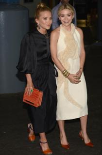 Mary-Kate Olsen feet photo thumbnail