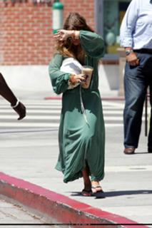 Mary-Kate Olsen feet photo thumbnail