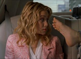 Mary-Kate Olsen feet photo thumbnail