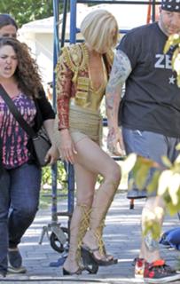 Mary-Louise Parker feet photo thumbnail