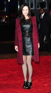 Mary-Louise Parker feet photo thumbnail