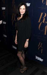 Mary-Louise Parker feet photo thumbnail