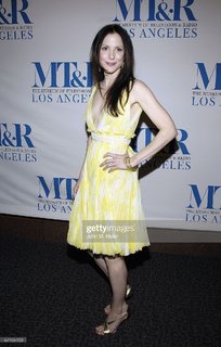 Mary-Louise Parker feet photo thumbnail