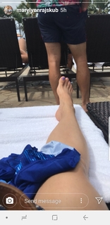 Mary Lynn Rajskub feet photo thumbnail