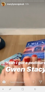 Mary Lynn Rajskub feet photo thumbnail