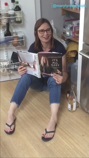 Mary Lynn Rajskub feet photo thumbnail