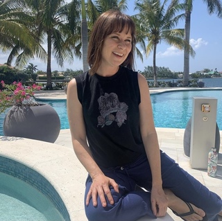 Mary Lynn Rajskub feet photo thumbnail