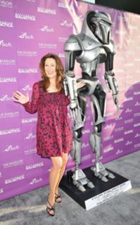 Mary McDonnell feet photo thumbnail
