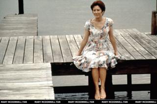 Mary McDonnell feet photo thumbnail