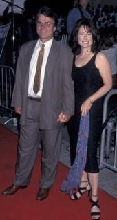 Mary McDonnell feet photo thumbnail