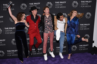 Mary Mouser feet photo thumbnail