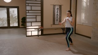 Mary Mouser feet photo thumbnail