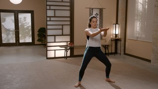 Mary Mouser feet photo thumbnail