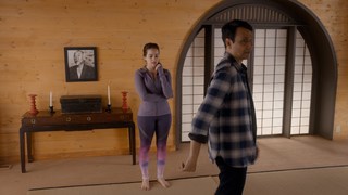 Mary Mouser feet photo thumbnail