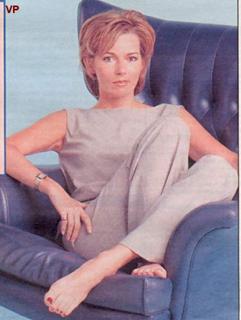 Mary Nightingale feet photo 6