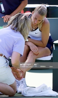 Mary Pierce feet photo 7