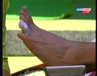 Mary Pierce feet photo 3
