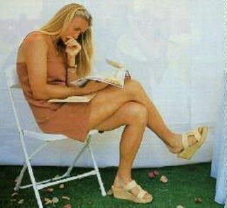 Mary Pierce feet photo 14
