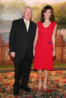 Mary Steenburgen feet photo thumbnail