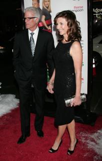 Mary Steenburgen feet photo thumbnail