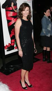 Mary Steenburgen feet photo thumbnail