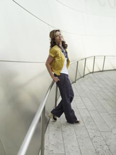 Mary Steenburgen feet photo thumbnail